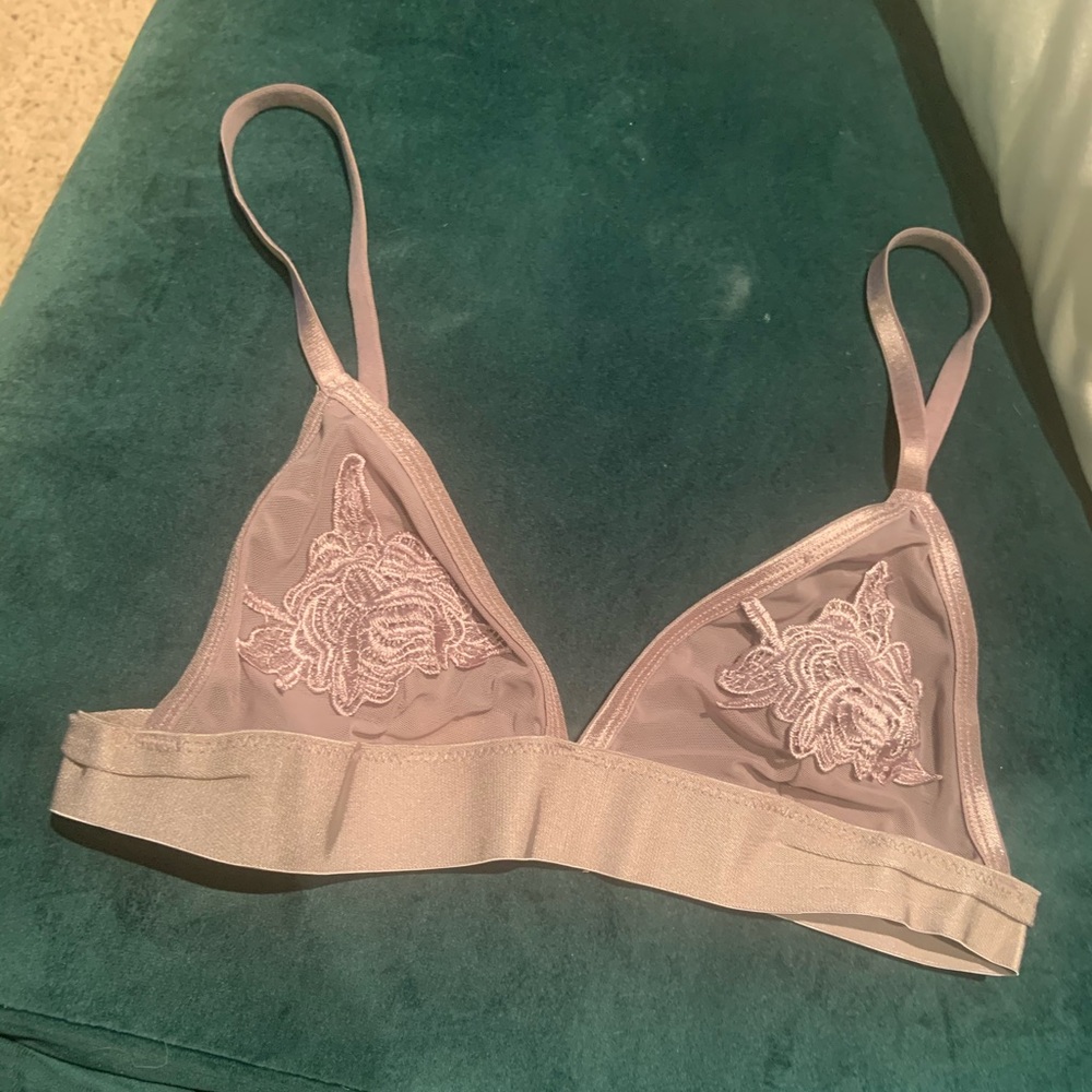 Lilac appliqué bralette